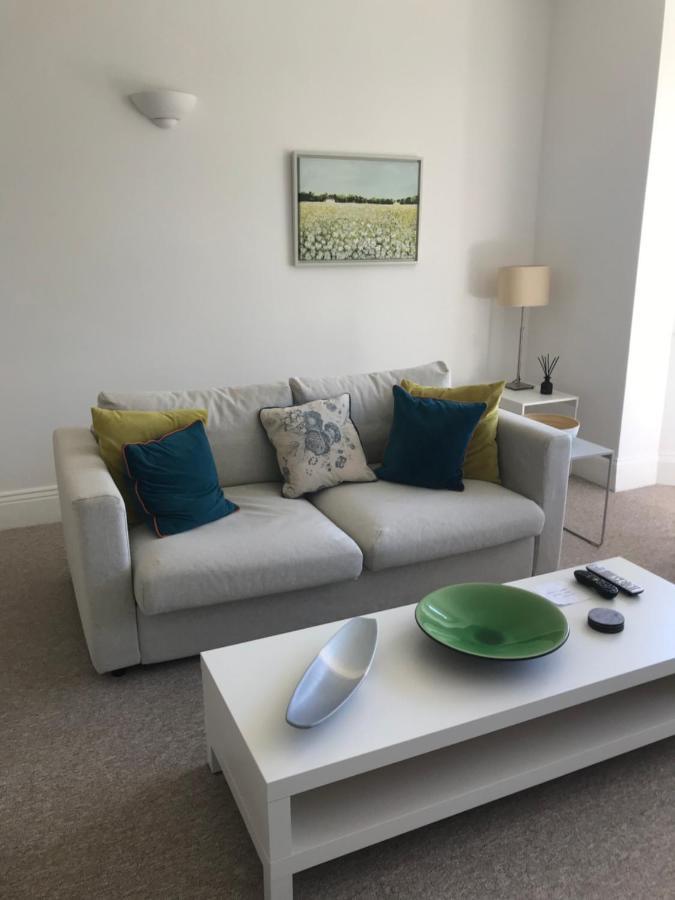 Tree Tops Apartment In Tunbridge Wells エクステリア 写真