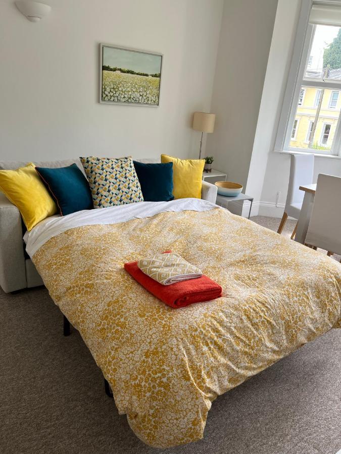 Tree Tops Apartment In Tunbridge Wells エクステリア 写真